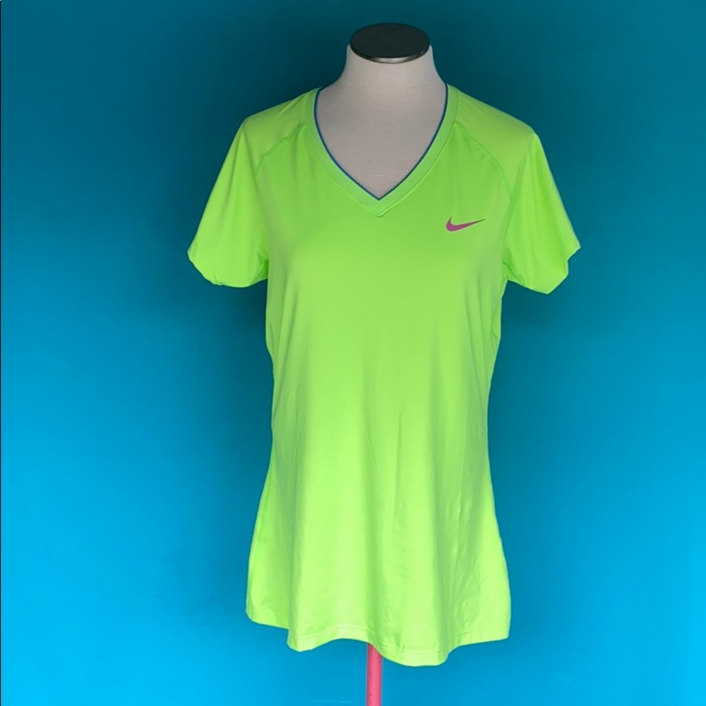 Nike Pro DRI-FIT shirt